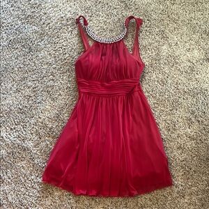 Elegant Red Sleeveless Dress